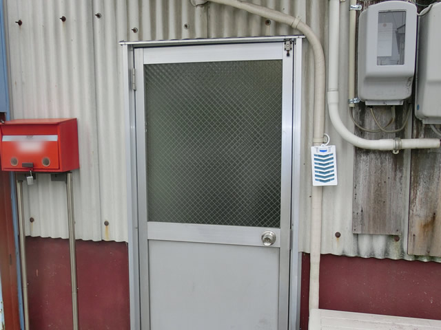 ロンカラーガラスドア　ガラス修理、交換　施工事例　名古屋市港区